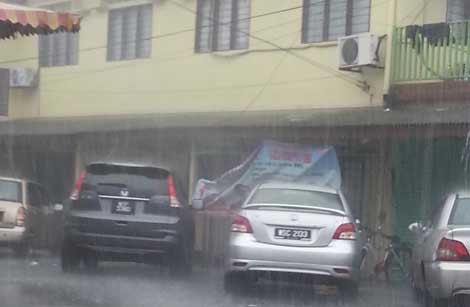 Lật tẩy đường dây xuất cảnh lậu giá 20 triệu đồng/người ảnh 2