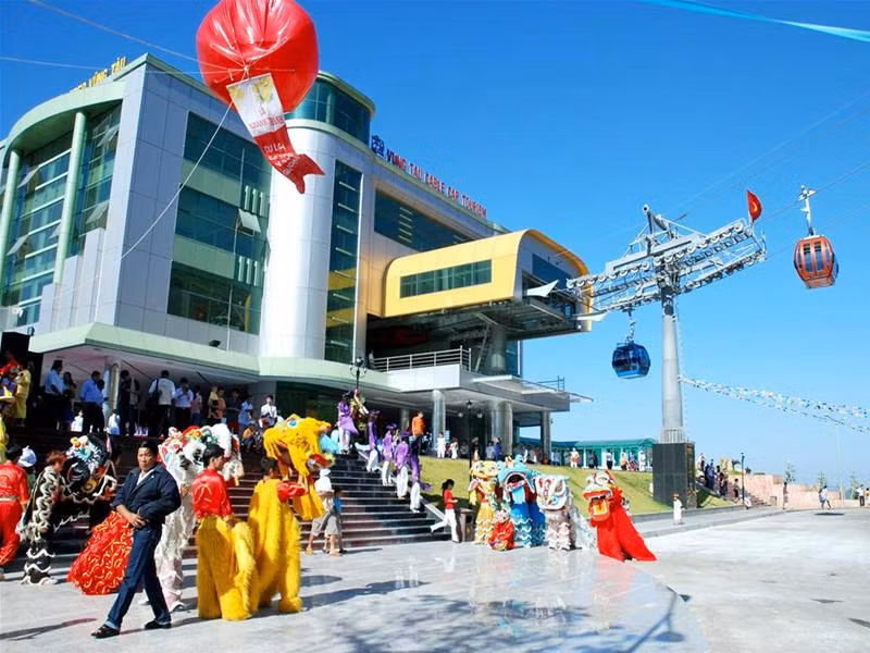 Cáp treo Vũng Tàu trong ngày khai trương - ảnh T.H.V