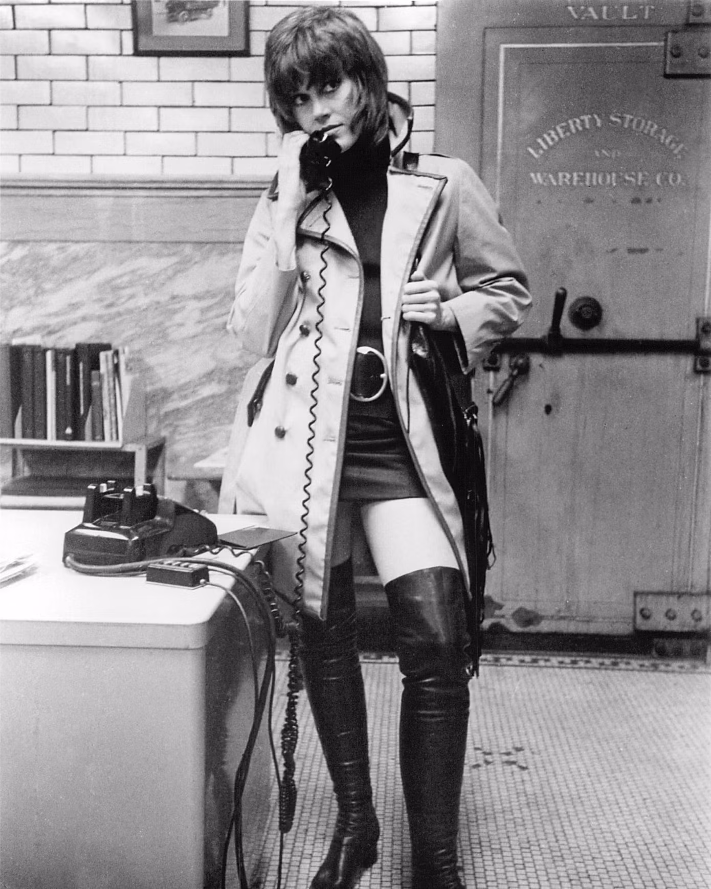 Nhân vật Jane Fonda trong bộ phim Klute. Nhân vật Jane Fonda trong bộ phim Klute.