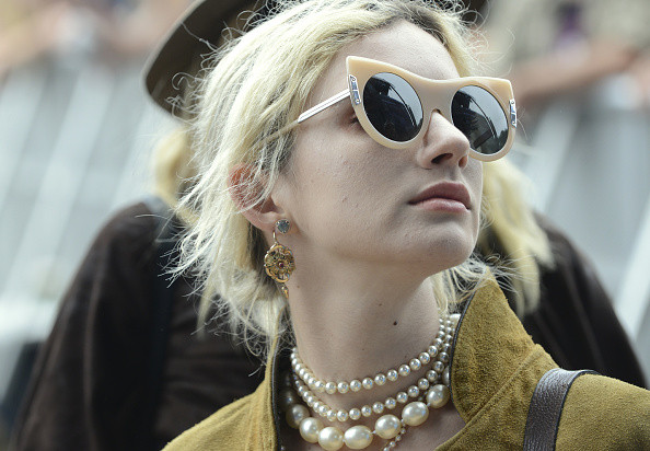 Ngọc trai thô, phom dáng trừu tượng, kỳ lạ sẽ giúp món trang sức của bạn thêm phần đặc sắc. Ngọc trai thô, phom dáng trừu tượng, kỳ lạ sẽ giúp món trang sức của bạn thêm phần đặc sắc.