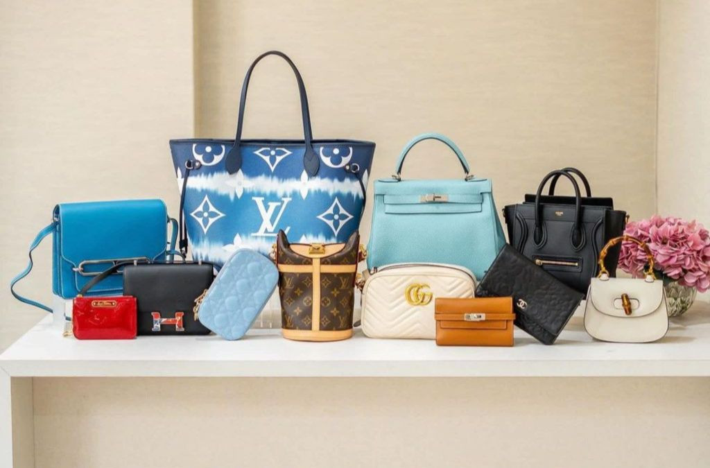 Hãy tìm hiểu xem mẫu túi đó đã được hãng bán trong bao lâu.