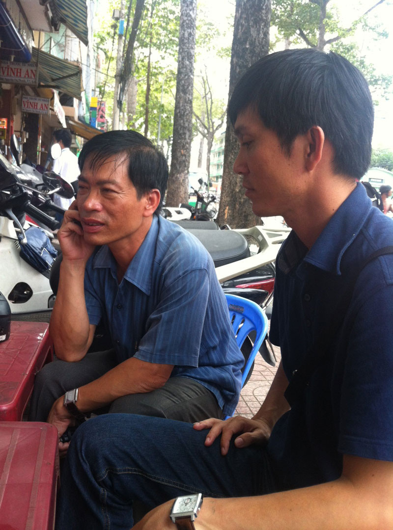 Anh Thuân nói với PV: “Công việc ngoài biển đảo khó gấp bội phần mình vượt qua thì giờ con bệnh, vợ đau mình cũng không thể chùn bước”