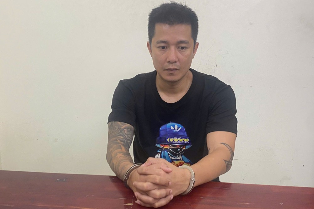 Lê Sỹ Mạnh tại cơ quan công an. Ảnh: Công an cung cấp. Lê Sỹ Mạnh tại cơ quan công an. Ảnh: Công an cung cấp.