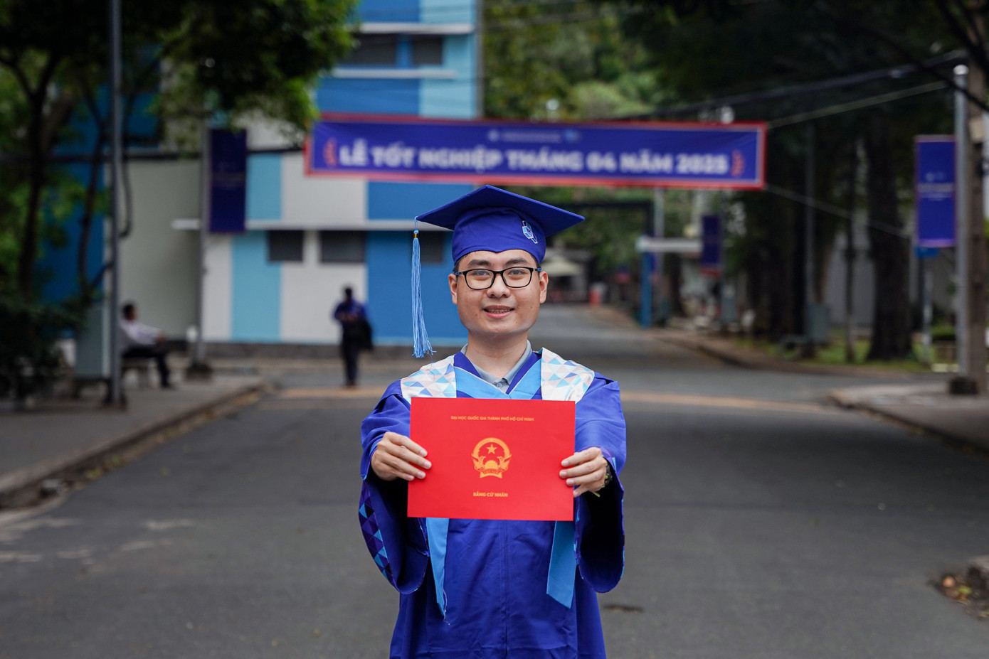 Lã Nguyễn Gia Hy tốt nghiệp trước hạn, xếp loại xuất sắc với GPA 4/4.0 Trường ĐH Bách khoa TPHCM. Ảnh: NVCC