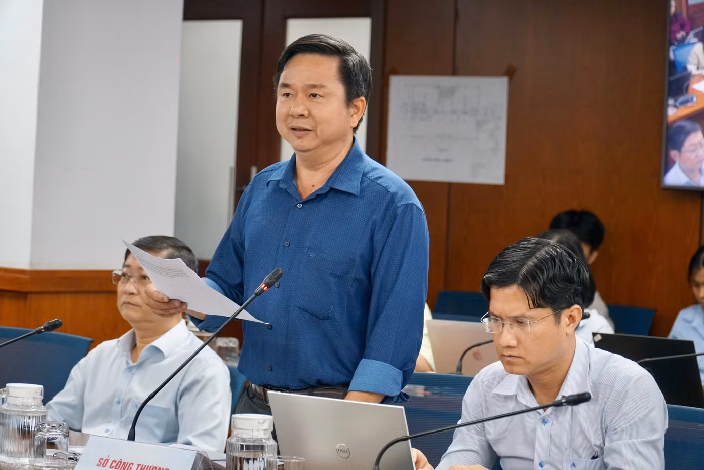 Ông Nguyễn Lê Tân - Phó trưởng phòng Năng lượng, Sở Công Thương TPHCM - tại buổi họp báo. Ảnh: Anh Nhàn.