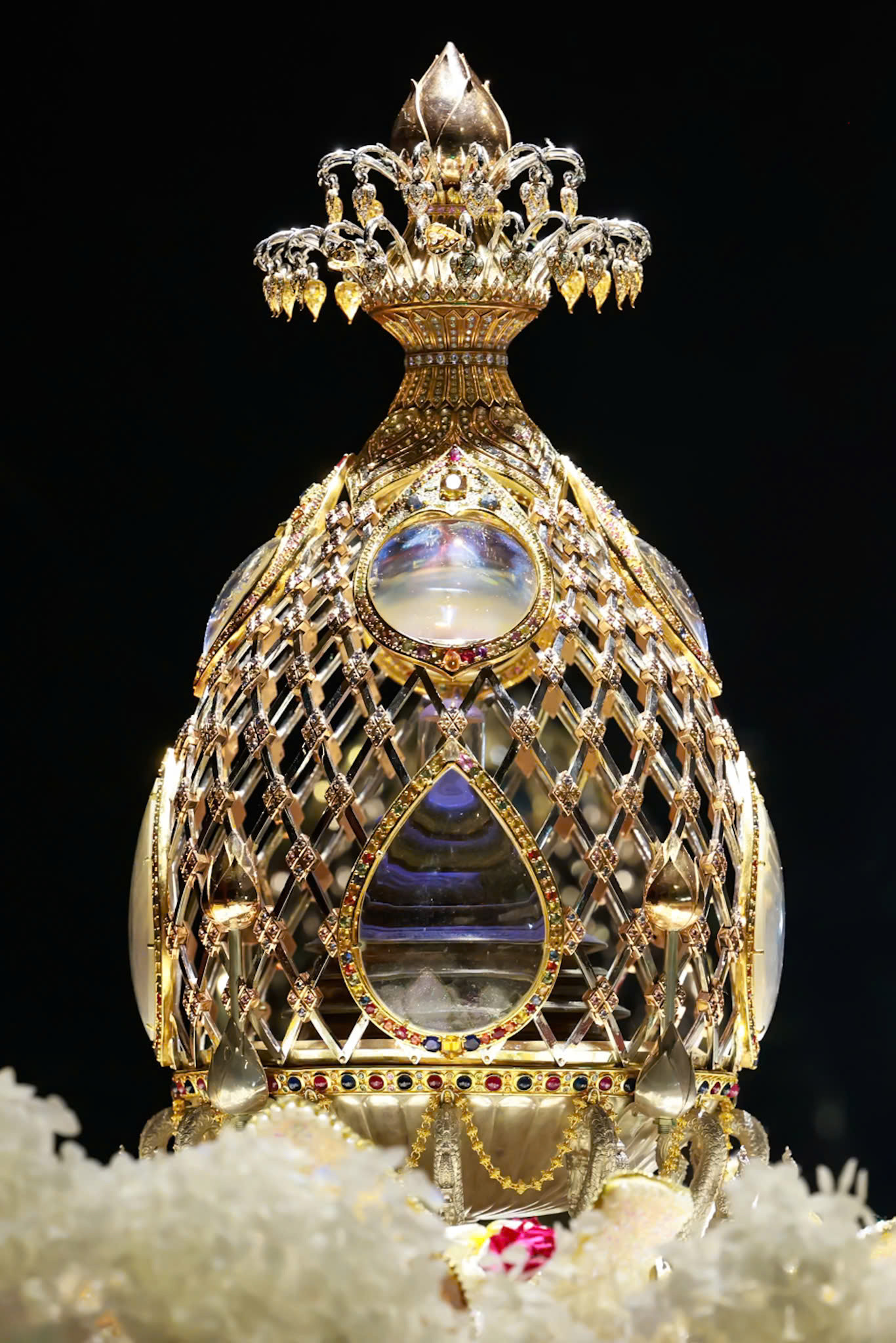 Theo thông tin từ ban tổ chức Đại lễ Vesak Liên hợp quốc 2025, từ 3/5 đến trưa 8/5, người dân có thể chiêm bái Xá lợi Đức Phật tại Chùa Thanh Tâm (huyện Bình Chánh, TPHCM). Thời gian chiêm bái từ 6h đến 22h mỗi ngày. Riêng sáng 6/5, khu vực chiêm bái chỉ dành riêng cho đại biểu tham dự Đại lễ Vesak.