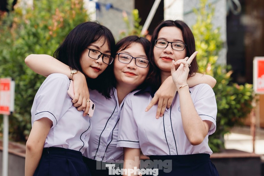 Học sinh TPHCM sẽ được đăng ký tối đa 8 nguyện vọng trong kỳ thi tuyển sinh vào lớp 10. Học sinh TPHCM sẽ được đăng ký tối đa 8 nguyện vọng trong kỳ thi tuyển sinh vào lớp 10.