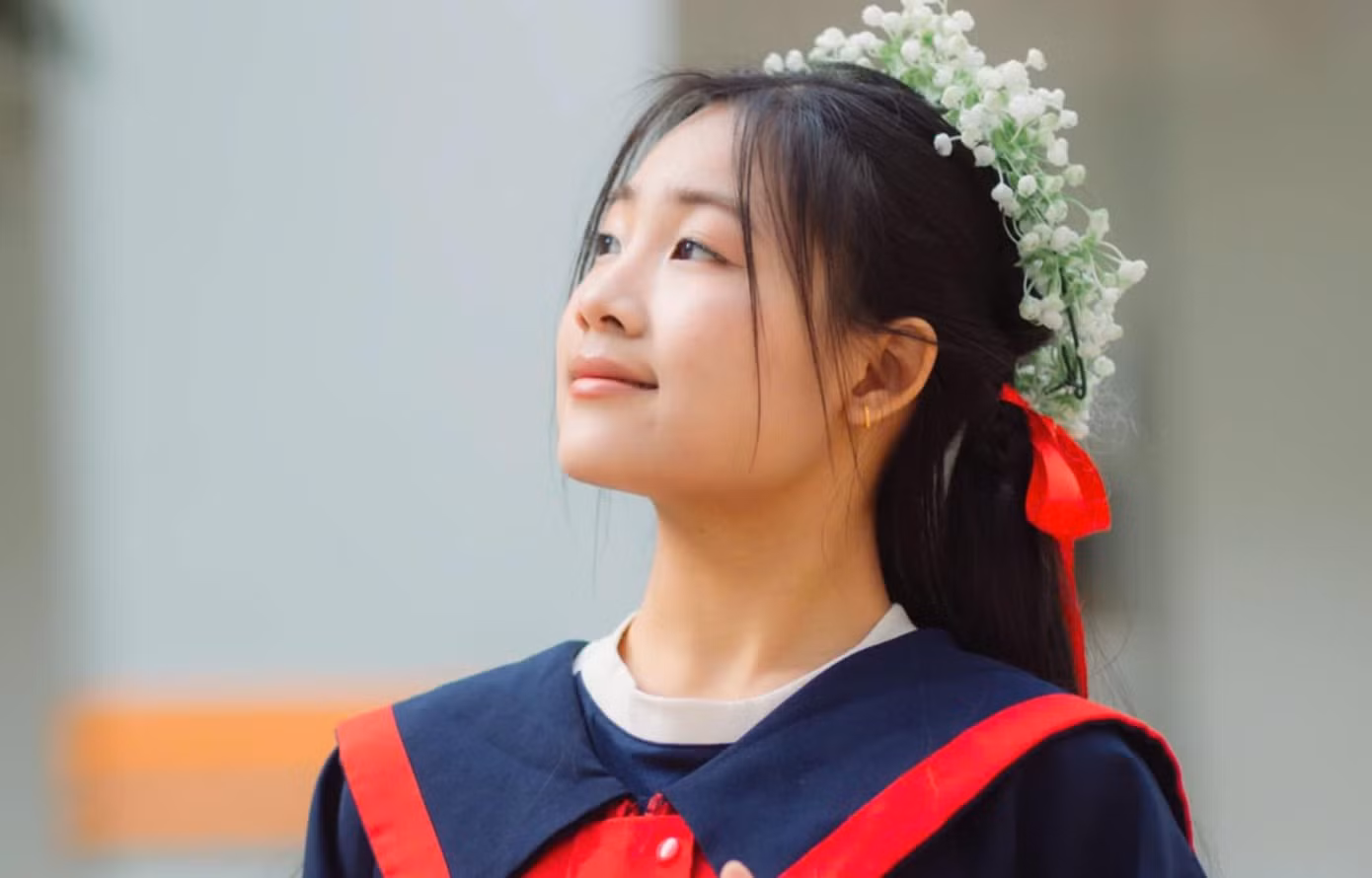 Lữ Trần Quỳnh Lan sở hữu gương mặt khả ái cùng thành tích học tập ấn tượng. Ảnh: NVCC