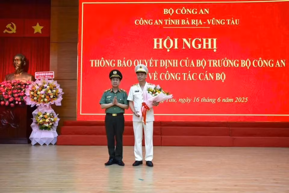 Điều động, bổ nhiệm, chỉ định nhân sự chủ chốt 5 tỉnh, thành phía Nam ảnh 2