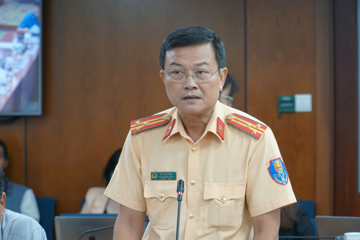 Thượng tá Đỗ Văn Đồng, Phó trưởng Phòng Cảnh sát giao thông Công an TPHCM (PC08) thông tin tại buổi họp báo. Ảnh: B.P Thượng tá Đỗ Văn Đồng, Phó trưởng Phòng Cảnh sát giao thông Công an TPHCM (PC08) thông tin tại buổi họp báo. Ảnh: B.P