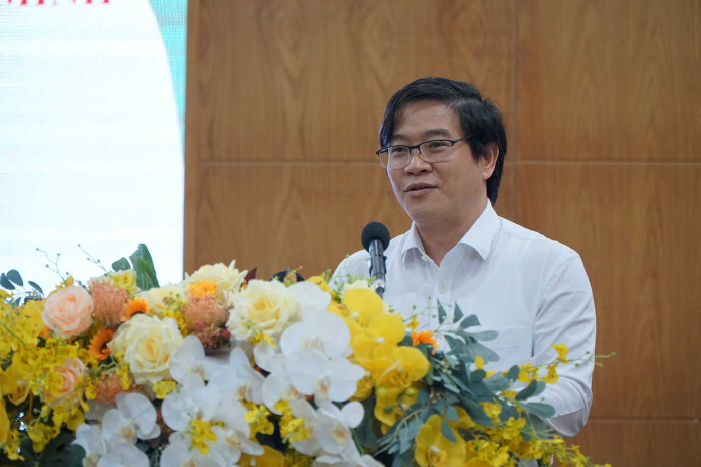 Ông Thái Văn Tài, Vụ trưởng Vụ Giáo dục phổ thông (Bộ GD&ĐT) đề xuất TPHCM quy định giờ giấc dạy thêm một cách thống nhất. Ảnh: Anh Nhàn Ông Thái Văn Tài, Vụ trưởng Vụ Giáo dục phổ thông (Bộ GD&ĐT) đề xuất TPHCM quy định giờ giấc dạy thêm một cách thống nhất. Ảnh: Anh Nhàn