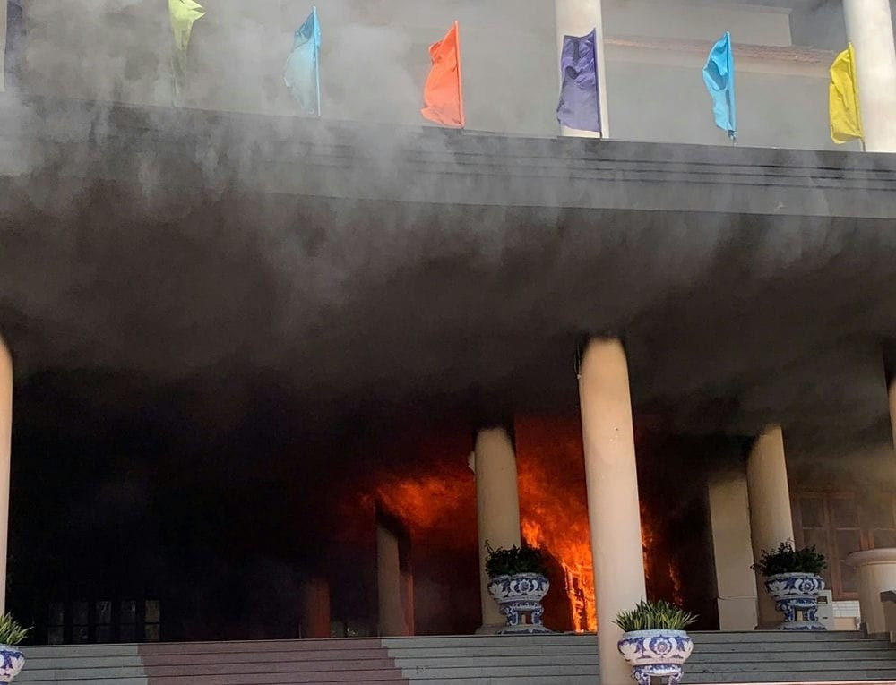 Phòng họp A tại trụ sở UBND tỉnh Bình Phước xảy ra cháy.