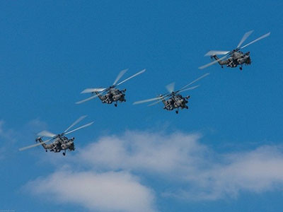 Mi-28N thường được sánh với trực thăng tấn công Apache của Mỹ. Tuy nhiên, Mi-28N mang nhiều vũ khí hơn Apache, song lại có các hệ thống điện tử kém hiện đại hơn. Bài viết: http://news.zing.vn/Doi-bay-Dai-bang-vang-nhao-lon-ban-phao-tren-bau-troi-post381867.html#detail_discover.samecate Nguồn Zing News 