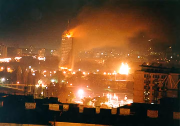 Cuộc không kích của NATO vào Belgrad