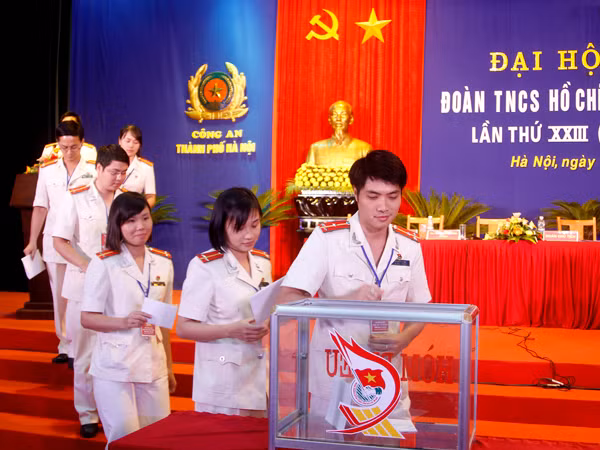 Ban chấp hành nhiệm kỳ 2012-2017 đã chọn lựa được 21 đại biểu, thông qua hình thức bỏ phiếu kín