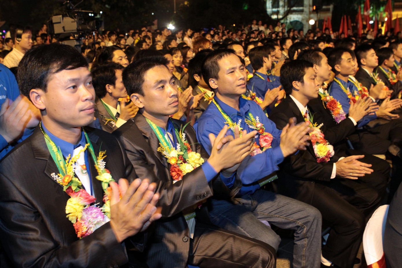 Nhiều triệu phú trẻ được T.Ư Đoàn tuyên dương. Ảnh: N.H