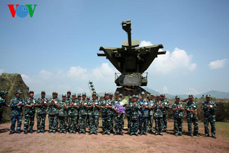 Thử nghiệm thành công tổ hợp tên lửa phòng không cải tiến ảnh 9