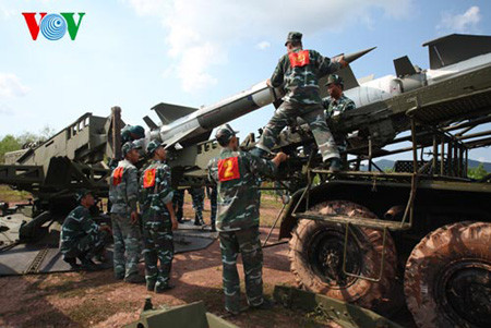 Thử nghiệm thành công tổ hợp tên lửa phòng không cải tiến ảnh 5