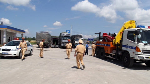 Xe quá tải ‘lách’ qua trạm cân 6 tỉnh bằng cách nào? ảnh 2