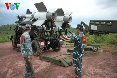 Thử nghiệm thành công tổ hợp tên lửa phòng không cải tiến ảnh 4