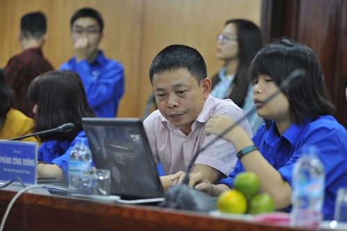 Toàn cảnh buổi giao lưu trực tuyến với du học sinh Việt Nam ảnh 17