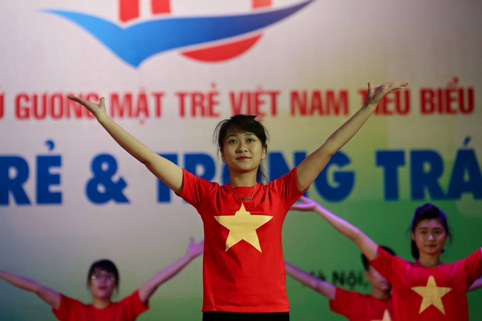 Toàn cảnh buổi giao lưu “Tuổi trẻ & Trọng trách” ảnh 12