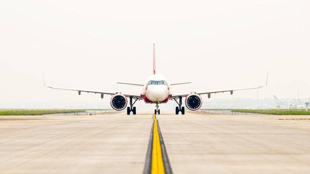 Bộ GTVT đề xuất chưa đưa vào quy hoạch các sân bay nhỏ theo đề xuất của địa phương, khi đã nghiên cứu kỹ, đủ điều kiện sẽ báo cáo Thủ tướng quyết định sau (ảnh minh họa).