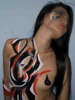 Một tác phẩm body Painting của Ngô Lực Ảnh: N.L