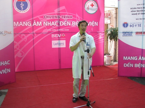 Gíam đốc bệnh viện gửi lời tri ân tới nghệ sĩ, Mạnh Thường Quân