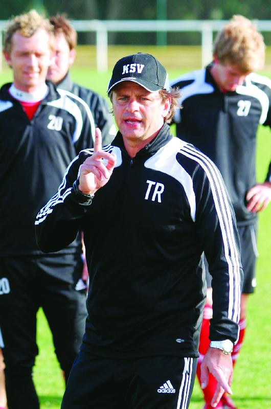 HLV Falko Goetz đã sẵn sàng ngồi lên ghế nóng