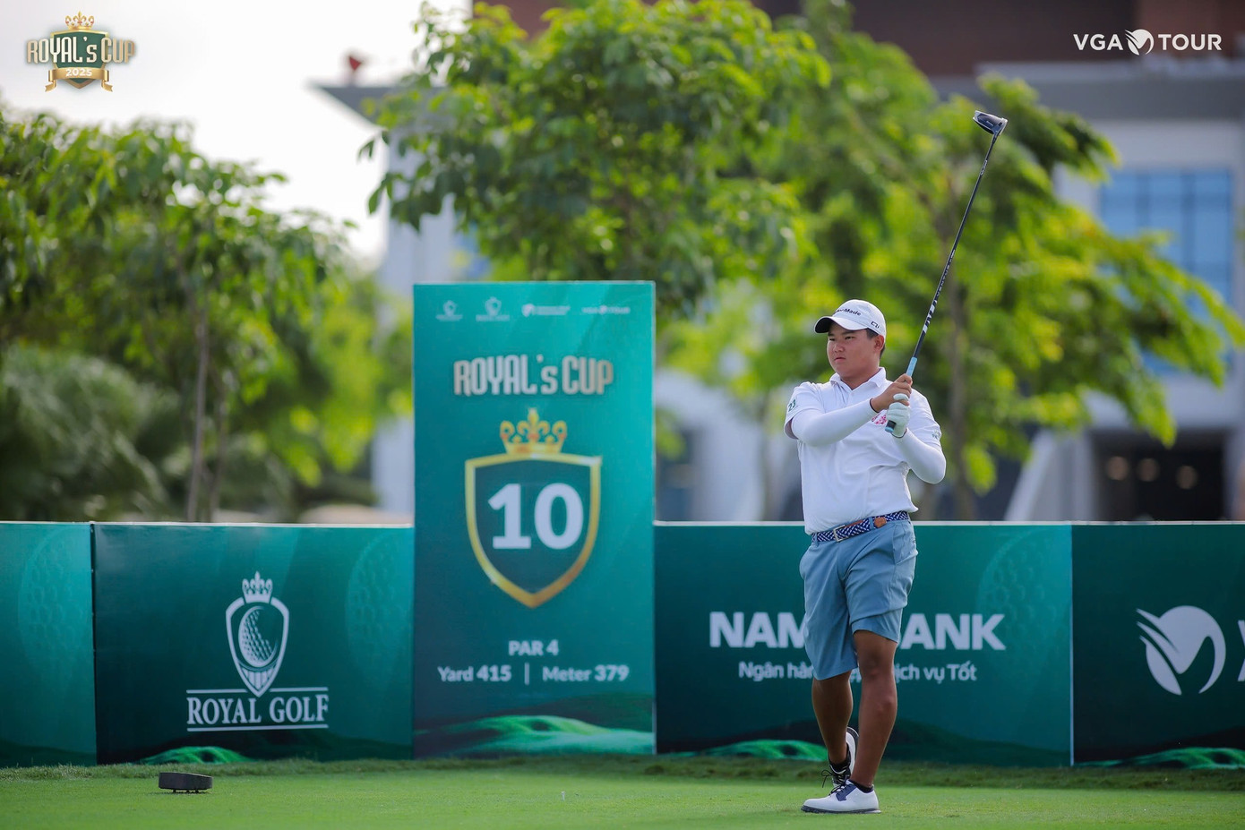 Trần Thế Bảo vươn lên dẫn đầu sau vòng 2 Royal’s Cup 2025. Trần Thế Bảo vươn lên dẫn đầu sau vòng 2 Royal’s Cup 2025.