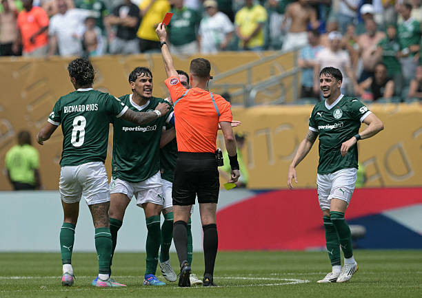 Paulinho đưa Palmeras vào tứ kết FIFA Club World Cup ảnh 61