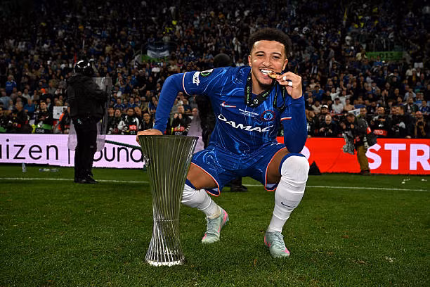 Sancho vô địch Conference League 2024/25 cùng Chelsea.