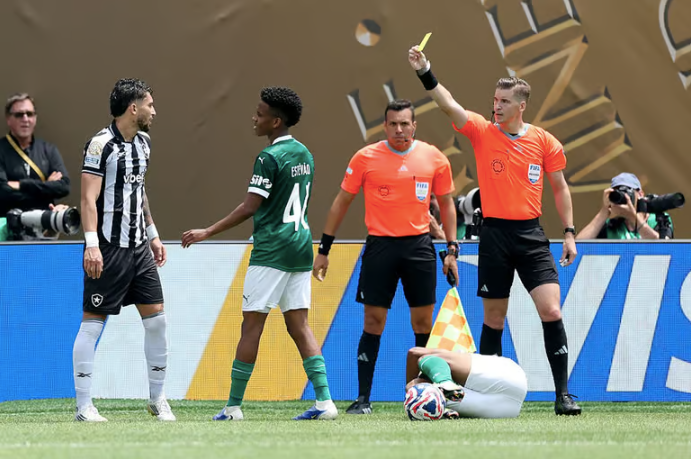 Paulinho đưa Palmeras vào tứ kết FIFA Club World Cup ảnh 39