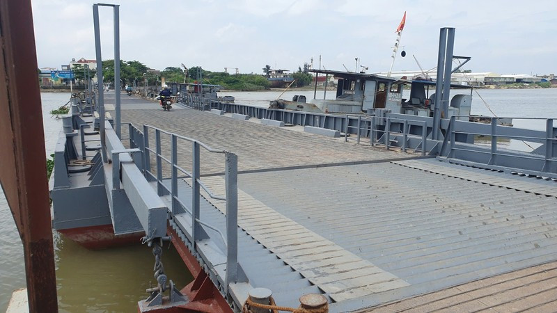 Cầu phao Ninh Cường (Nam Định) lúc còn hoạt động.