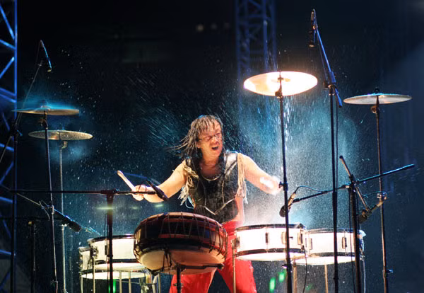 Màn biểu diễn trống