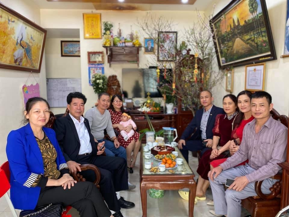 Gia đình NSUT Minh Thảo. Gia đình NSUT Minh Thảo.