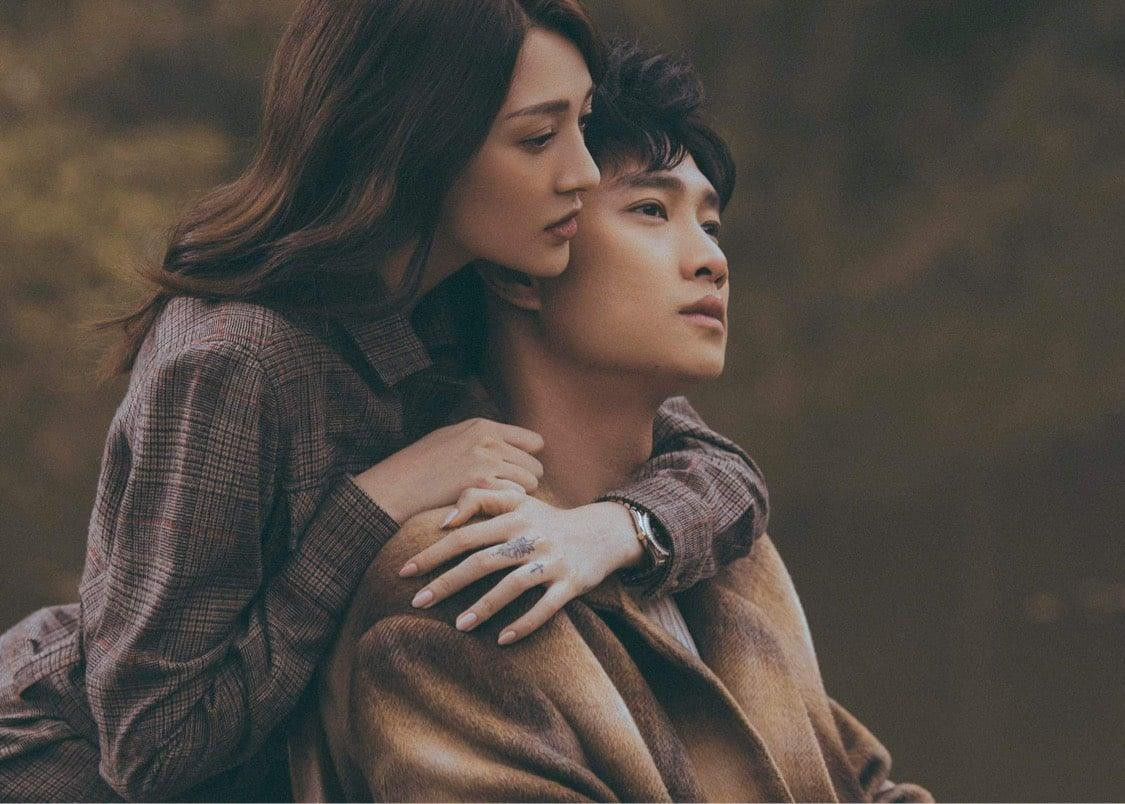 Ai tin họ "chỉ là bạn"? Ai tin họ "chỉ là bạn"?