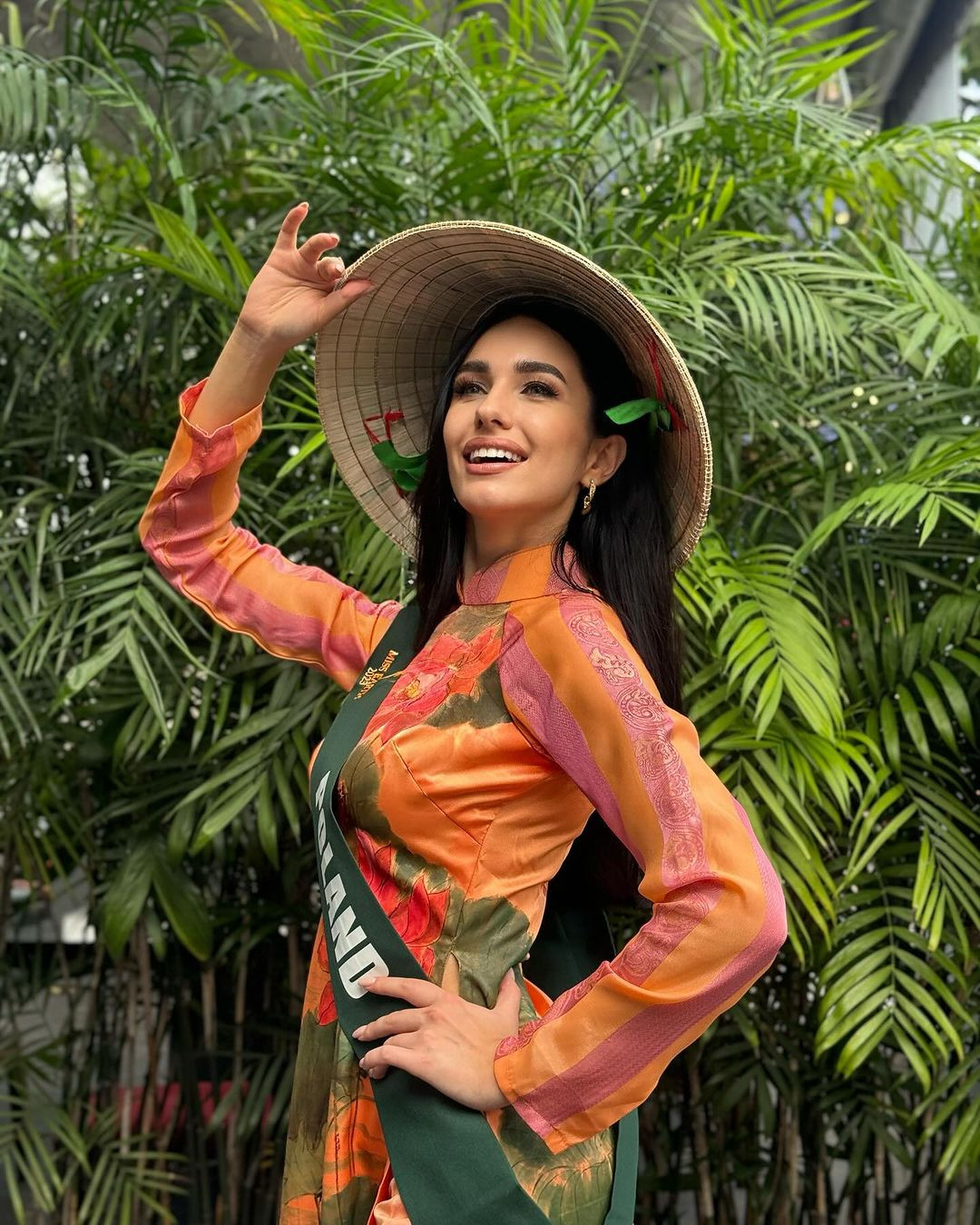 Năm 2023, Ewa Jakubiec đại diện Ba Lan sang Việt Nam dự thi Hoa hậu Trái Đất 2023 tổ chức ở Đà Lạt và TPHCM. Người đẹp đã có nhiều trải nghiệm đáng nhớ ở Việt Nam.