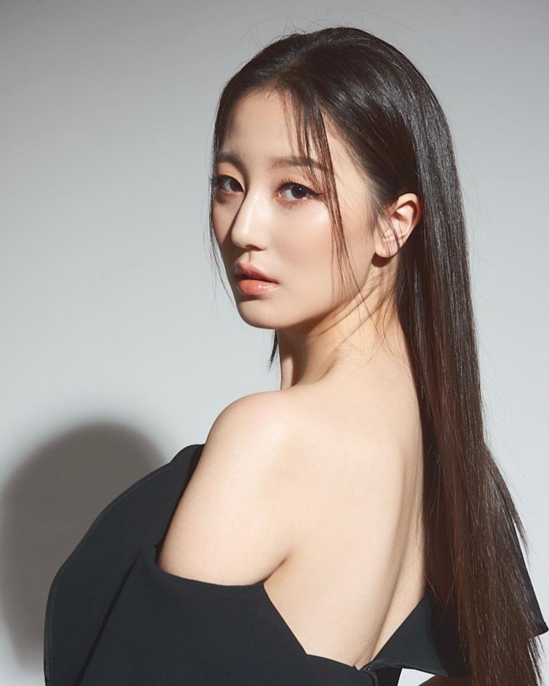 Jessica Seobyn Ryu là Á hậu 2 tại cuộc thi Hoa hậu Hàn Quốc 2020.