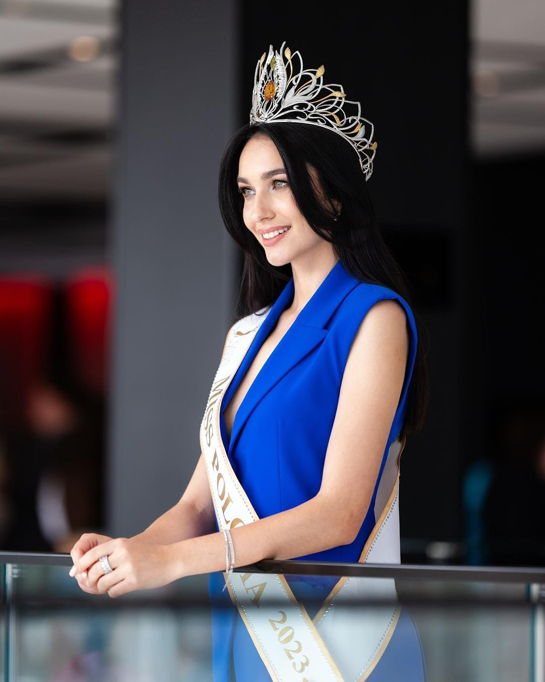 Mặc dù vậy, người đẹp chia sẻ vẫn muốn theo đuổi ước mơ sắc đẹp nên đã chọn cuộc thi Hoa hậu Quốc tế 2024.