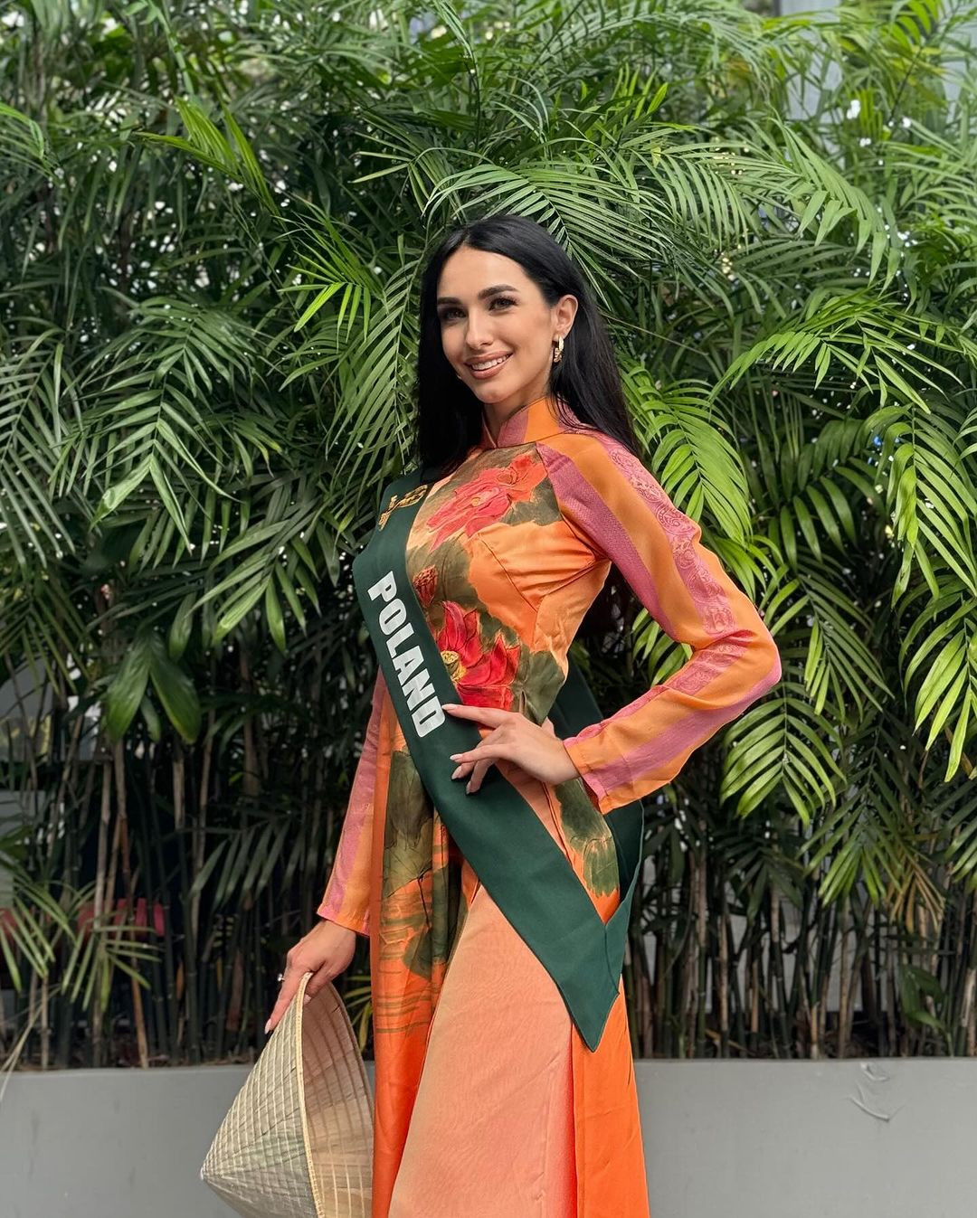 Năm 2023, Ewa Jakubiec đại diện Ba Lan sang Việt Nam dự thi Hoa hậu Trái Đất 2023 tổ chức ở Đà Lạt và TPHCM. Người đẹp đã có nhiều trải nghiệm đáng nhớ ở Việt Nam.