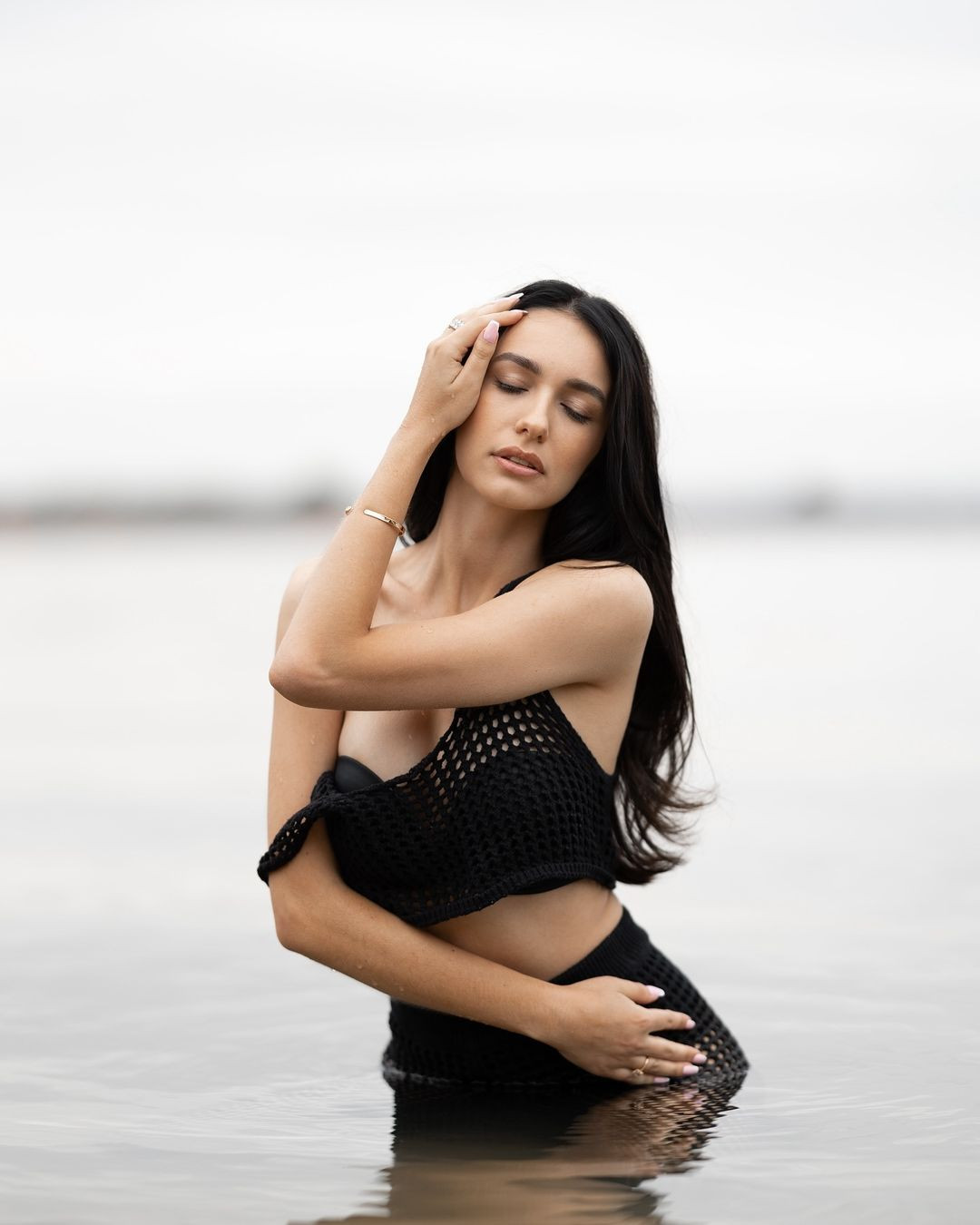 Tuy nhiên, do cuộc thi Miss World 2023 dời lịch tổ chức sang tháng 2 nên cô được bổ nhiệm thành Miss Earth Poland 2023.