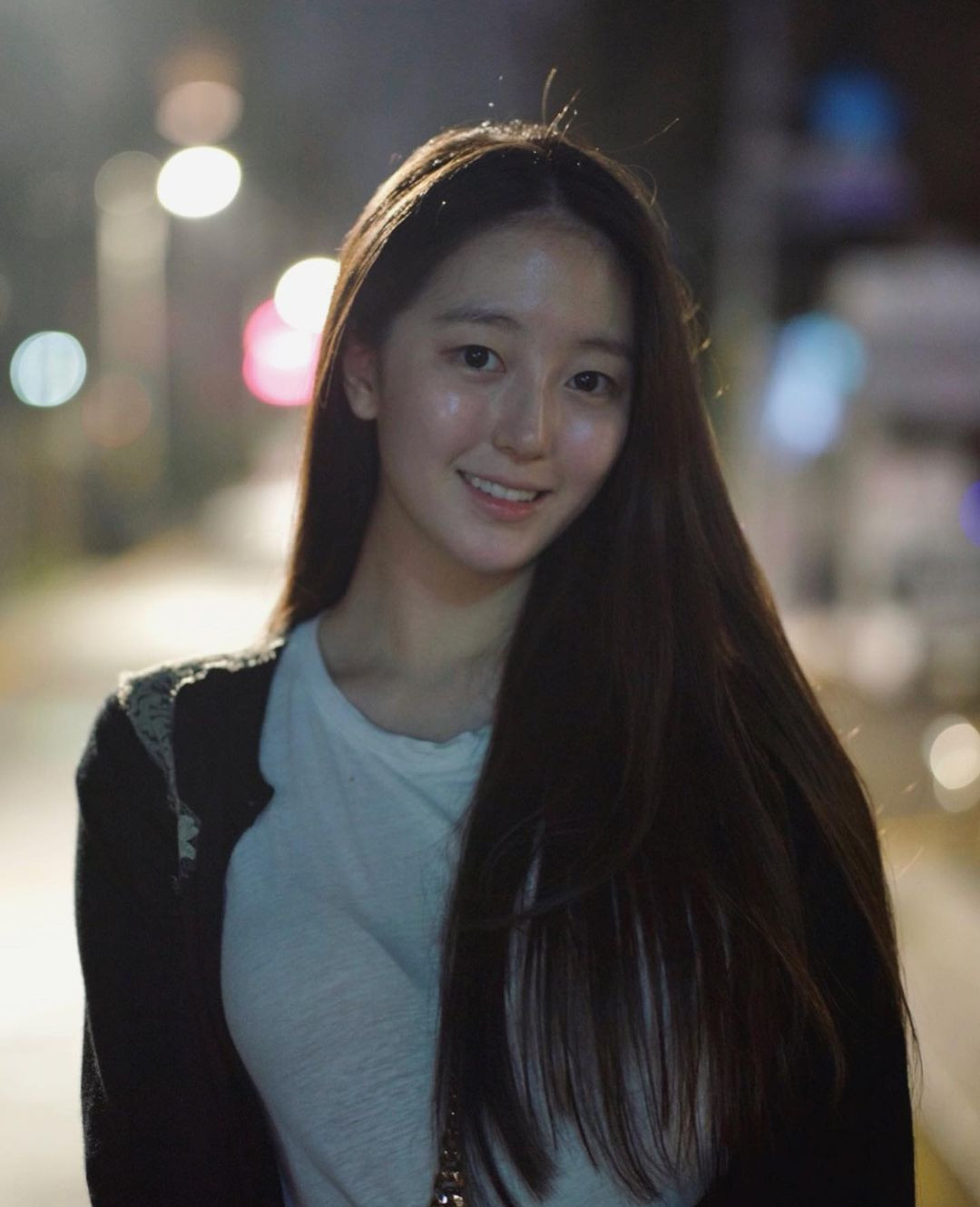 Khi tham gia cuộc thi Hoa hậu Hàn Quốc 2020, Jessica từng lo lắng vì cho rằng những cô gái xinh đẹp sẽ chảnh chọe và tỏ vẻ xa cách. "Nhưng hóa ra tất cả họ đều rất tốt bụng và giản dị", cô nói.