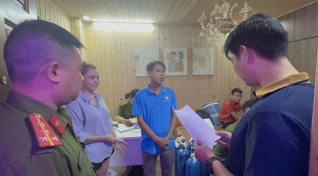 "Madam Yến" và đồng phạm lúc bị tạm giữ