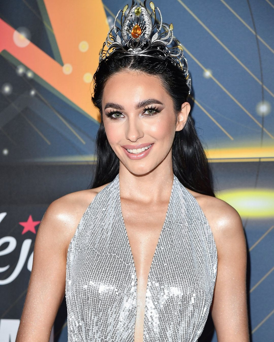 Do chọn thi Hoa hậu Trái Đất, Ewa Jakubiec cũng mất quyền dự thi Hoa hậu Thế giới vào năm tới.