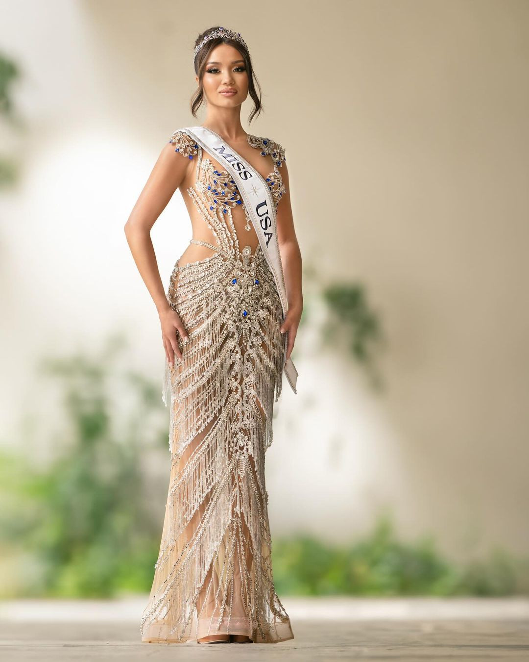 Savannah Gankiewicz được trao sash và vương miện Hoa hậu Mỹ 2023 hôm 15/5. Buổi lễ đăng quang được tổ chức tại một resort ở Honolulu, Hawaii, quê nhà của Savannah Gankiewicz. Cô được trao danh hiệu Hoa hậu Mỹ sau khi người đẹp Noelia Voigt từ bỏ danh hiệu hôm 6/5.