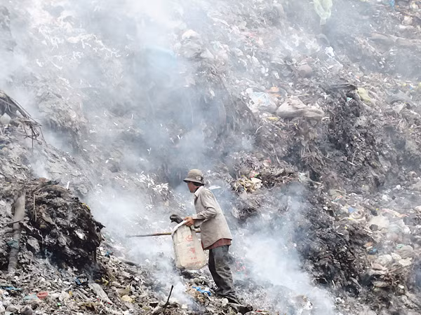 Hiện trạng bãi rác