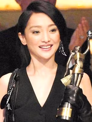 Nhận giải Kim Tượng