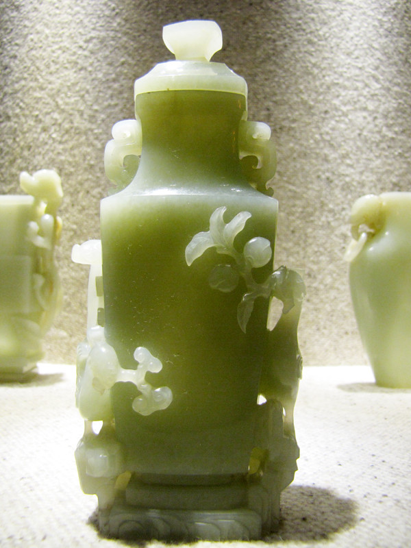 Lọ ngọc trắng xanh